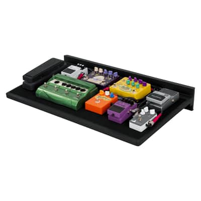 B-Stock Gator Cases Pro Size Wood Pedal Board with Built-in 9V and 18V Multi-Output DC Power Source & Nylon Carry Bag | 30 x 16" (GPTPROPWR) image 14