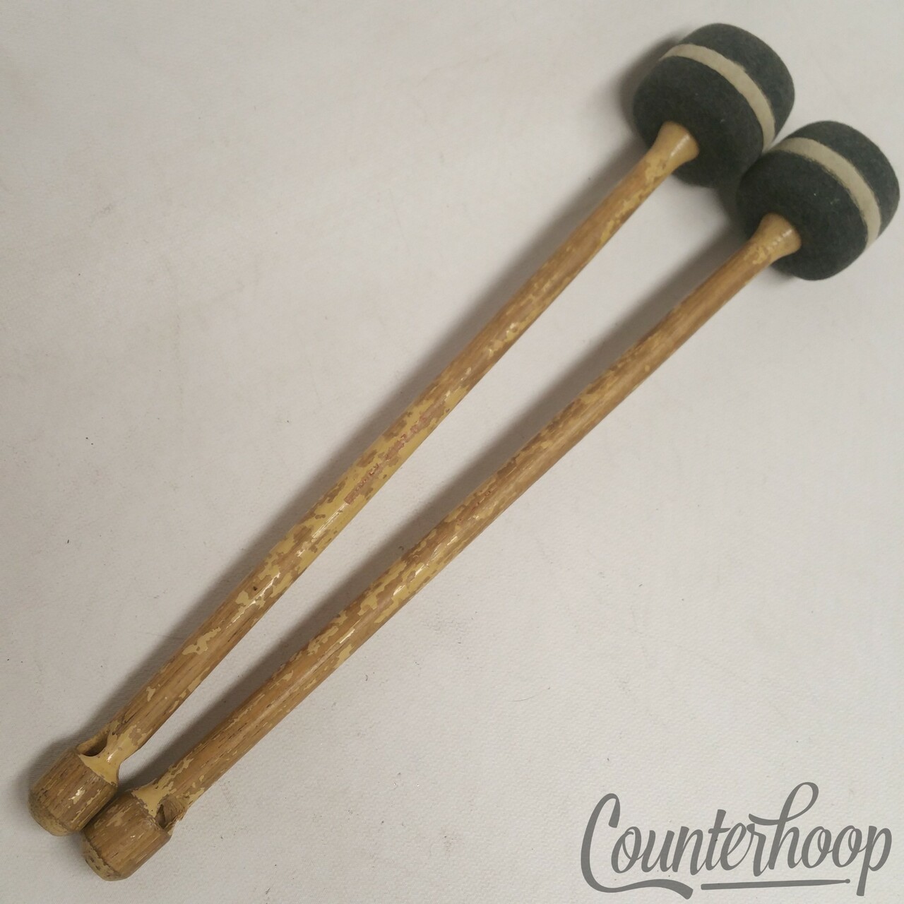 Duplex 2x 3047 Bass Drum Mallets Marching Wood-Stick Pair Vintage 60s Rogers USA — main photograph
