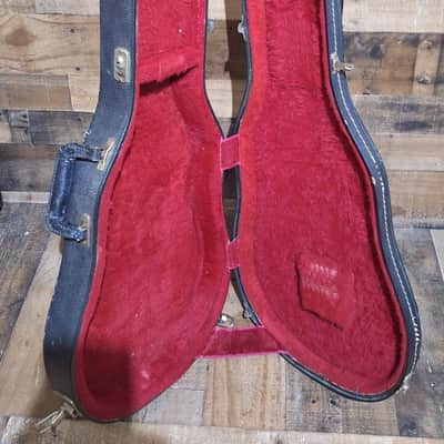 Original 1968-1975 Gibson Les Paul Hardshell Case With Key image 13