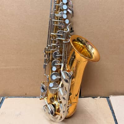 Vito Japan Alto Saxophone (Model 7131 Family – Yamaha Built) w/ Case, Straps & Reeds image 4