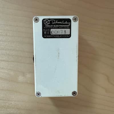 Keeley Electric Mudd Fuzz - Limited Edition - Rare 2010’s  - Red / White image 2