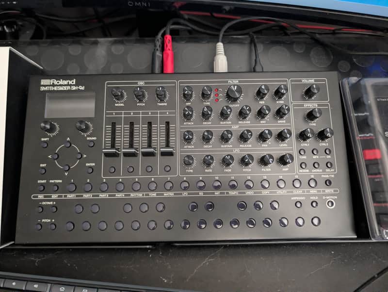 Immagine Roland SH-4D w. Decksaver - 1