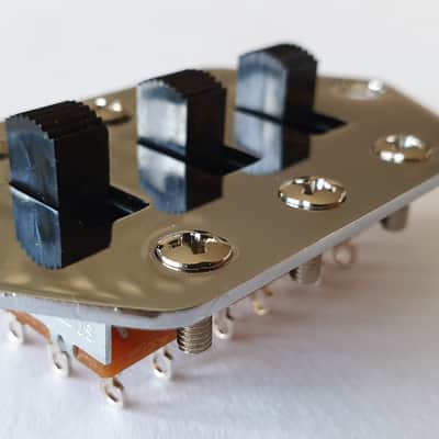 Jaguar Guitar slide switch control plate kit chrome + 3x switches and screws image 5