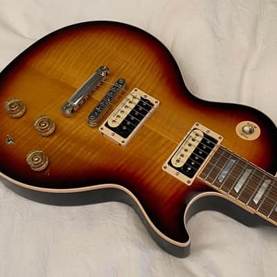 2015 Gibson Les Paul Classic - Fireburst - AA Flame Maple Top - Free Pro Setup image 3