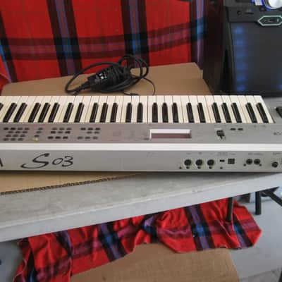 Yamaha S03 Synthesizer image 4