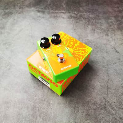 Dunlop MXR JHM2 Jimi Hendrix Signature 70th Anniversary Octavio image 12