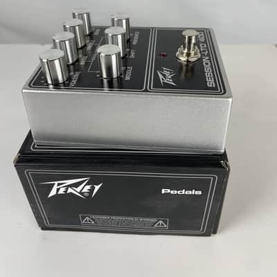 Peavey Session LT400 Preamp Effects Pedal image 5