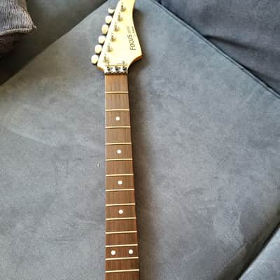 1983 Kramer Focus 2000 Neck image 1