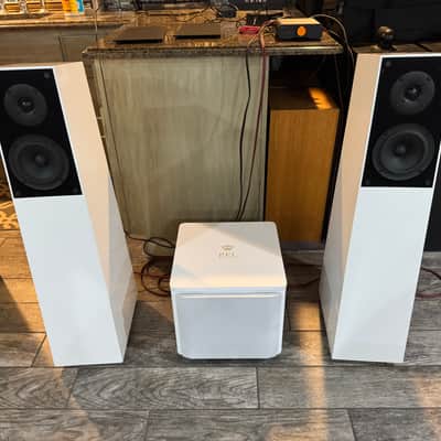 Verity Audio Finn - Gloss White image 5