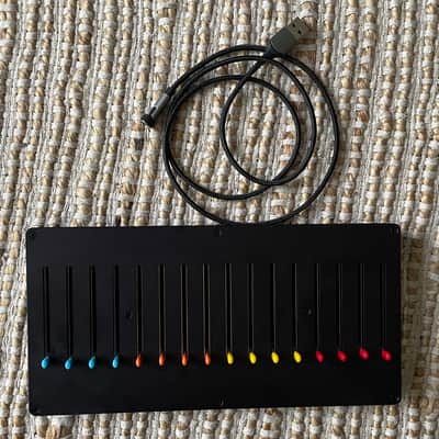 Slate + Ash Faderbank Midi/CV 16n image 3
