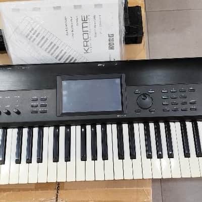 Immagine Workstation 73 tasti Korg Krome - Usata - 2