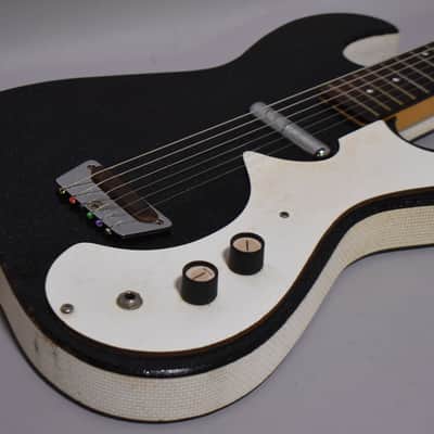 c.1960's Silvertone Model 1448 Electric Guitar w/Original Case Amp image 10