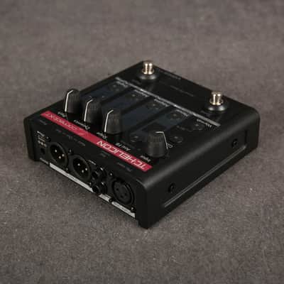 TC Helicon Voicetone Correct XT - 2nd Hand image 3