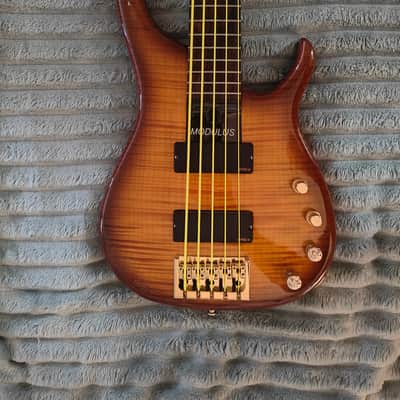 Modulus Quantum 5 2007 - Vintage burst image 2