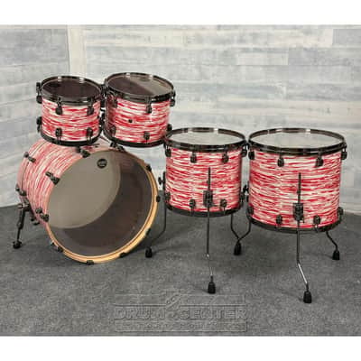 Tama Starclassic Walnut/Birch 5pc Drum Set w/22BD Red & White Oyster image 2