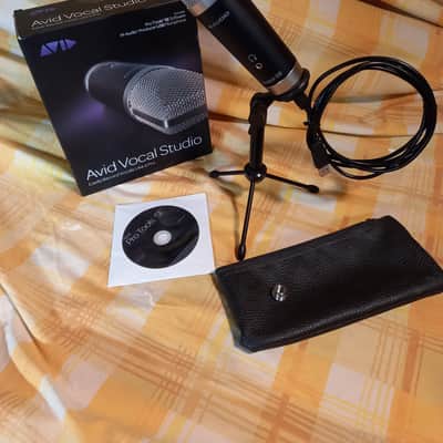 Avid Complete Vocal Studio with M-Audio USB Microphone and Pro Tools SE Recording Software image 3