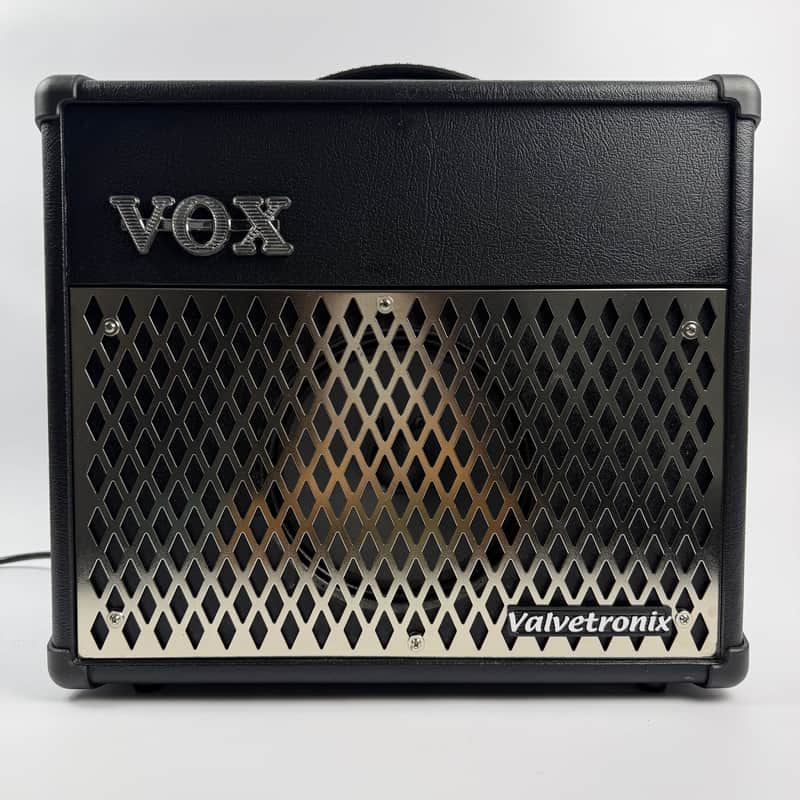 Vox Valvetronix VT15 | Reverb