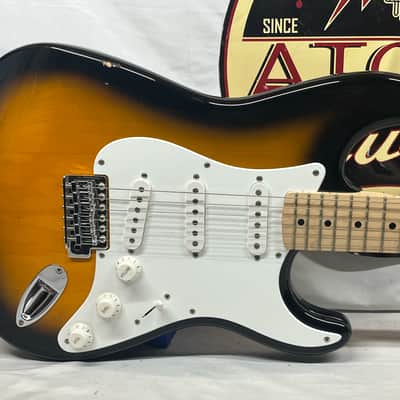 Squier Affinity Series Stratocaster Strat Electric Guitar - 2-Color Sunburst image 2
