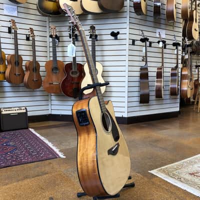 Yamaha FGX800C Solid Top Dreadnought Acoustic-Electric Natural image 5