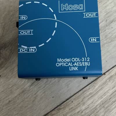 Hosa Optical AES/EBU link - blue image 5