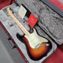 Fender American Professional Stratocaster with Maple Fretboard with Case 2020 - 3-Color Sunburst