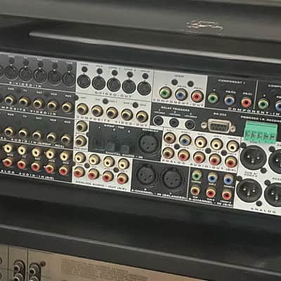 Meridian DSP 6000 speakers + 5000c + remote+ meridian 519 image 4