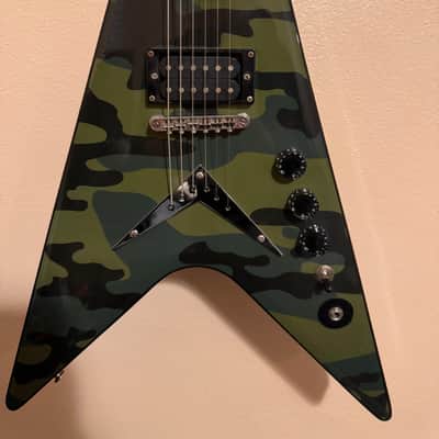 Washburn Dimebag Darrell flying V 2004 - Camouflage image 2