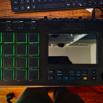 Akai MPC Touch Drum Machine Controller 2015 - 2020 - Black image 2