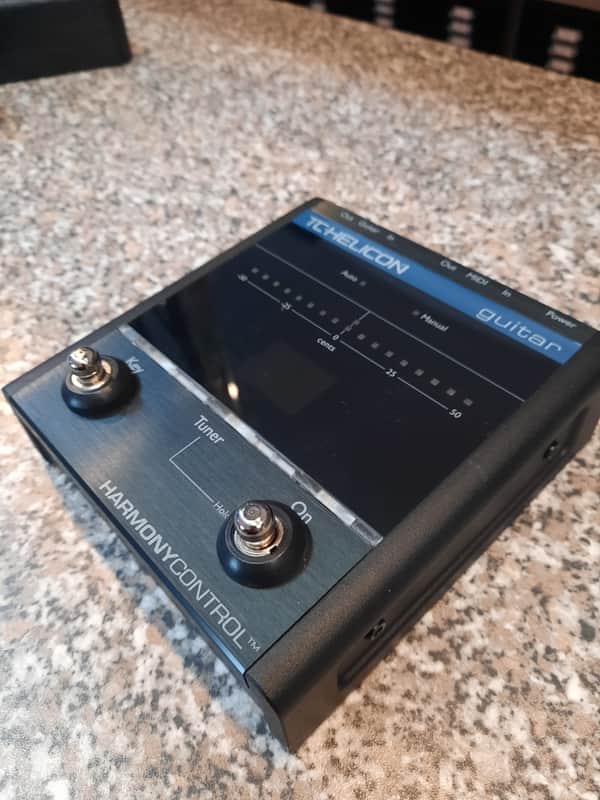 TC Helicon HarmonyControl Guitar