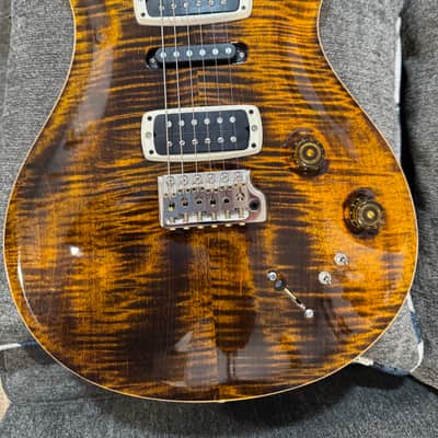 PRS Modern Eagle V Yellow Tiger - 2023 image 2