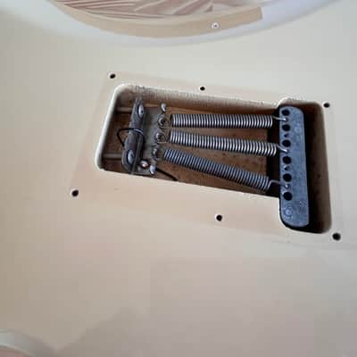 Fender Stratocaster MIJ Made In Japan E serial 1989 Olympic White Rosewood fretboard in Very Good Condition image 14