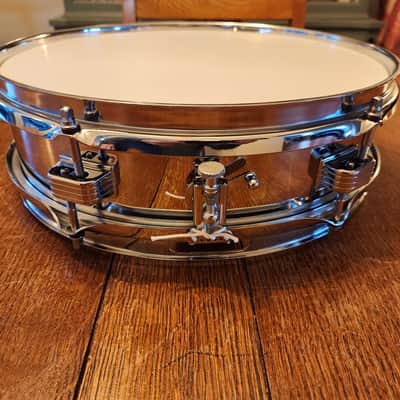 Ludwig No. 405 Aluminum Piccolo 3x13" 6-Lug Snare Drum with Pointed Blue/Olive Badge late 70's- Chrome-Plated image 6