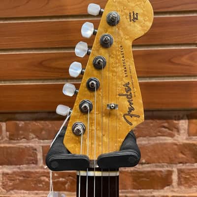 Fender 2016 Custom Shop American Custom Stratocaster with hard case and certificate image 3