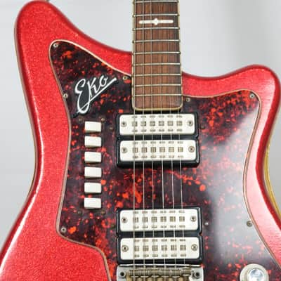 Eko 500 V4  1960s red image 12