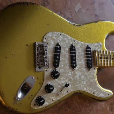 American Fender Stratocaster Relic Custom Vintage Gold Chartreuse Sparkle Texas Specials image 7