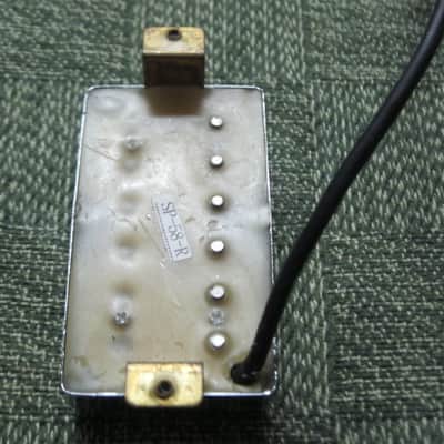 used 2004 Ibanez Super 58 Bridge HB pickup, Chrome, Indonesia, Ceramic (7.82k) SP-58-R, the R stands for rear which is bridge (but can go in Neck position, Ibanez pickup modeled after PAF) 4 conductor +springs/screws, SP-58 image 20