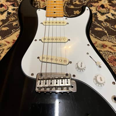 Fender Squier Bullet Japan 1985 image 3