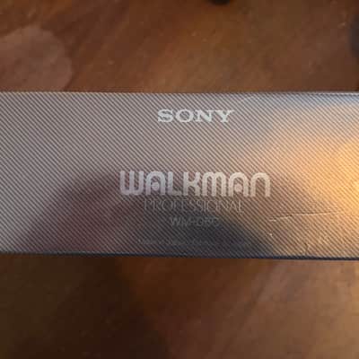 Sony WM-D6C Professional Walkman Portable Stereo Cassette Recorder - Perfect - With OVP, case, strap, microphone, headphones image 13
