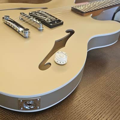 Fender Tom DeLonge Starcaster - Shoreline Gold - NEW image 2
