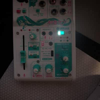 Yamaha AG03 HATSUNE MIKU 3 Channel Analog Mixer image 4