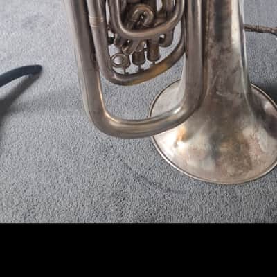 Boosey & Hawkes 4 valve Eb Tuba 1940s - Siler plate image 2