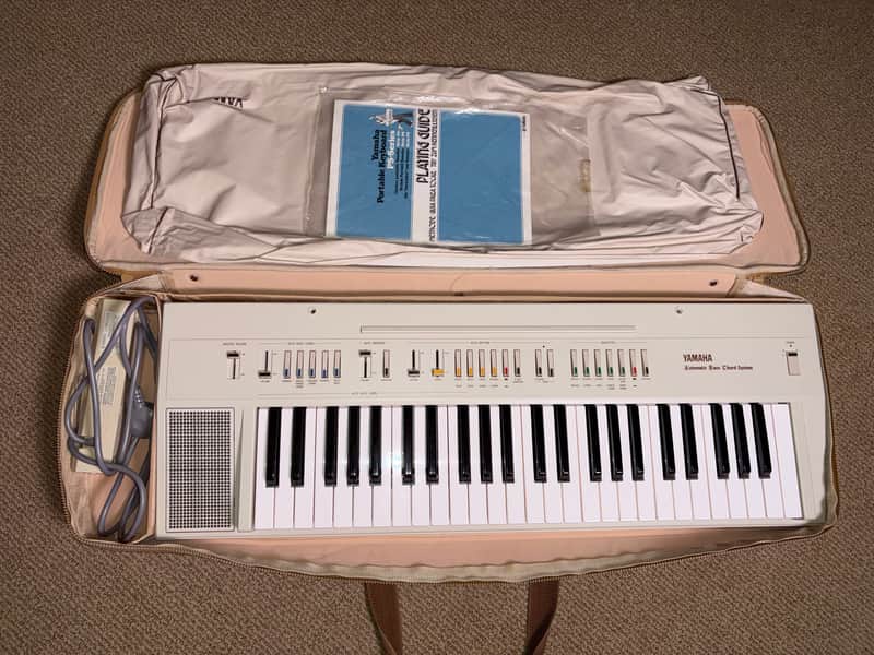 Yamaha PS-20 Automatic Bass Chord System 1981 - White w/ Case image 1