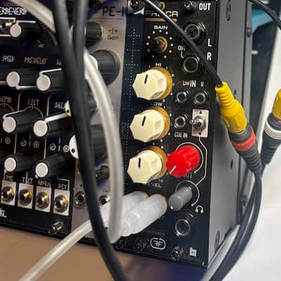Intellijel Multi-FX 1U Delay / Reverb / Chorus | Reverb