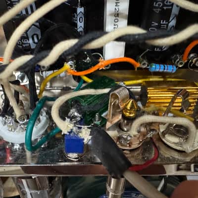 Deluxe 5E3 CLONE with Clean and Protection Mods Narrow Panel 15-Watt 1x12" Guitar Combo image 10