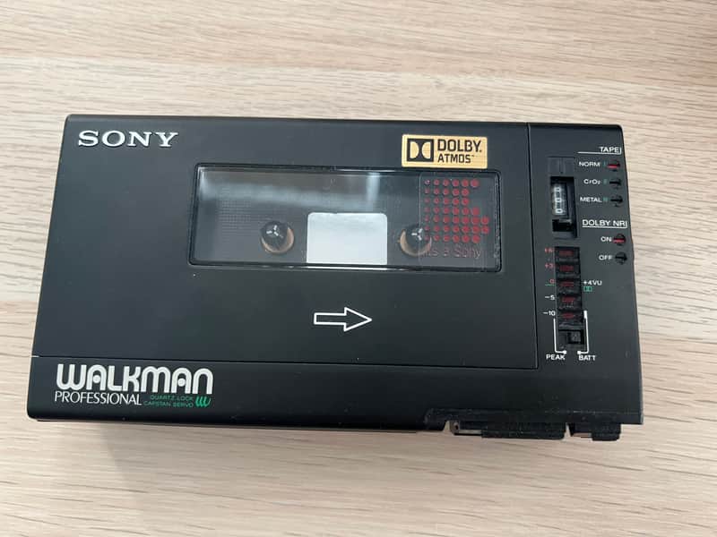 Sony WM-D6 Professional Walkman Portable Cassette Recorder 1984 - 1994 - Black image 1