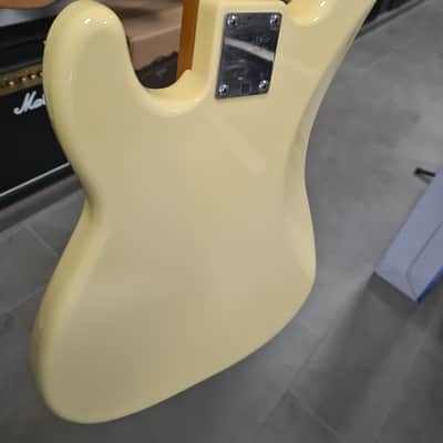 FENDER Squier Matt Freeman Precision Bass Vintage White Basso Elettrico image 4