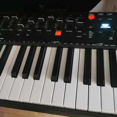 M-Audio Oxygen Pro 49 MIDI Keyboard Controller 2020 - Present - Black image 4