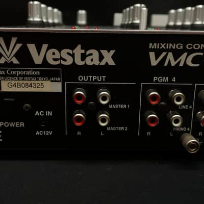 Vestax VMC-004 Four Channel DJ Mixing Controller image 7