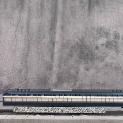 KORG TRITON Extreme Music workstation Synthesizer in Very Good Condition. image 3