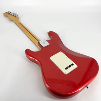 2001 Fender American Series Stratocaster – Chrome Red image 3